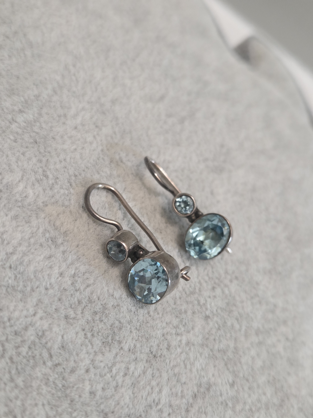 Vintage Sterling Silver 925 Faceted Light Blue Drop Earrings Topaz?